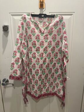 Mary Marshmallow pink and green floral fine cotton tunic. One size